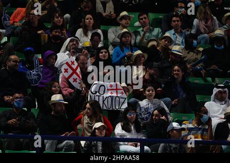 Qatar ExxonMobil Open 2022 final entre Nikoloz Basilashvili de Géorgie et Roberto Bautista Agut d'Espagne. Roberto Bautista Agut a remporté le trophée avec une victoire de 6-3, 6-4. Banque D'Images