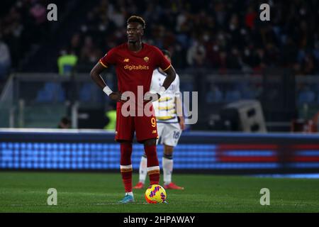 Rome, Italie. 19th févr. 2022. Tammy Abraham (Roma) pendant la série Un match entre AS Roma et Hellas Verona FC au Stadio Olimpico le 19 2022 février à Rome, Italie. (Credit image: © Giuseppe Fama/Pacific Press via ZUMA Press Wire) Banque D'Images