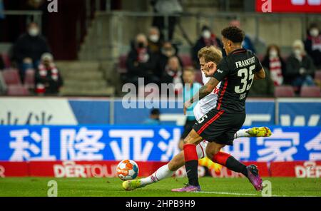 Sebastian Andersson (Köln), Tuta (FRA) 1. FC Köln - Eintracht Frankfurt 19.02.2022, Fussball, BundesligaSaison 2021 2022 Foto: Moritz Müller Copyrig Banque D'Images