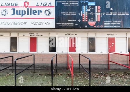 Molenbeek, Bruxelles / Belgique - 02 16 2019: Billetterie du stade de football Racing White Odenbeek. Banque D'Images