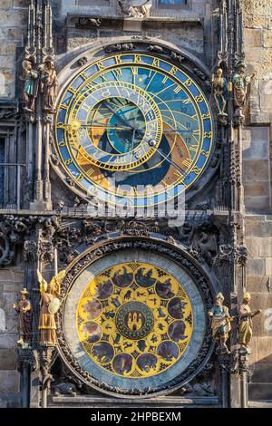 République tchèque de Prague - 28 juin 2015 : République tchèque de Prague, Tour de l'horloge astronomique sur la place de la vieille ville de Prague, Tchéquie Banque D'Images