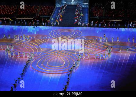 Pékin, Chine. 20th févr. 2022. Les cérémonies de clôture des Jeux Olympiques débutent dans le Stade National aux Jeux Olympiques d'hiver de Beijing 2022 le dimanche 20 février 2022. Photo de Paul Hanna/UPI crédit: UPI/Alay Live News Banque D'Images