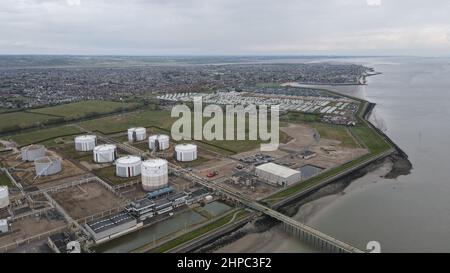 Stockage de pétrole Canvey Island Essex vue aérienne du drone du Royaume-Uni Banque D'Images