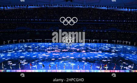 Pékin, Chine. 20th févr. 2022. La photo prise le 20 février 2022 montre la cérémonie de clôture des Jeux Olympiques d'hiver de 2022 à Beijing au stade national de Beijing, capitale de la Chine. Credit: Li He/Xinhua/Alay Live News Banque D'Images