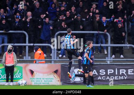 EUPEN, BELGIQUE - 20 FÉVRIER : Hans Vanaken du Club Brugge célèbre son premier but lors du match de Jupiler Pro League entre KAS Eupen et le Club Brugge au Kehrwegstadion le 20 février 2022 à Eupen, Belgique (photo de Perry van de Leuvert/Orange Pictures) Banque D'Images