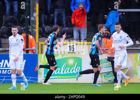 EUPEN, BELGIQUE - 20 FÉVRIER : Hans Vanaken du Club Brugge célèbre son premier but lors du match de Jupiler Pro League entre KAS Eupen et le Club Brugge au Kehrwegstadion le 20 février 2022 à Eupen, Belgique (photo de Perry van de Leuvert/Orange Pictures) Banque D'Images