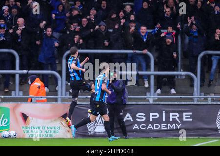 EUPEN, BELGIQUE - 20 FÉVRIER : Hans Vanaken du Club Brugge célèbre son premier but lors du match de Jupiler Pro League entre KAS Eupen et le Club Brugge au Kehrwegstadion le 20 février 2022 à Eupen, Belgique (photo de Perry van de Leuvert/Orange Pictures) Banque D'Images