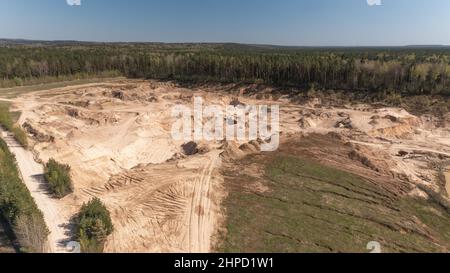 Exploitation minière à ciel ouvert de gravier et de sable Banque D'Images