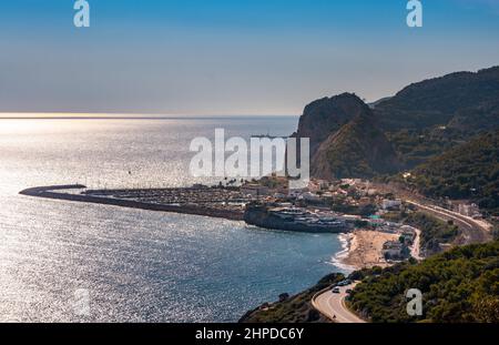 Vue aérienne de Garraf, village par la mer près de Barcelone, Espagne Banque D'Images