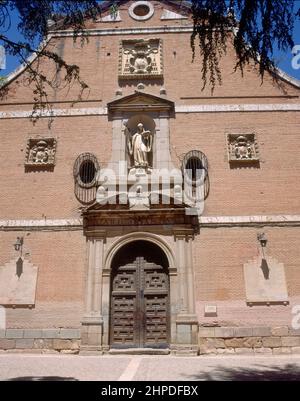 FACHADA - S XVII AUTEUR: PLAZA SEBASTIAN DE LA. LIEU: CONVENTO DE LAS BERNARDAS. Alcalá de Henares. MADRID. ESPAGNE. Banque D'Images