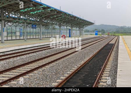 Séoul, Corée du Sud - 28 juillet 2021 : la station Dorasan dans la zone démilitarisée, à la frontière de la Corée du Sud et de la Corée du Nord. Le train le plus vide s Banque D'Images