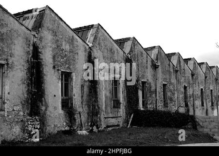 Ancienne usine dans le sud de la France Banque D'Images