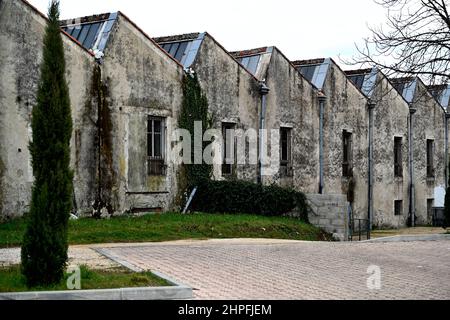 Ancienne usine dans le sud de la France Banque D'Images