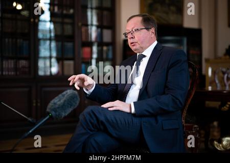 Ambassadeur de la Fédération de Russie auprès du Royaume-Uni Andrei Kelin lors d'un entretien avec l'AP à la résidence officielle de l'ambassadeur de Russie à Londres. Date de la photo: Lundi 21 février 2022. Banque D'Images