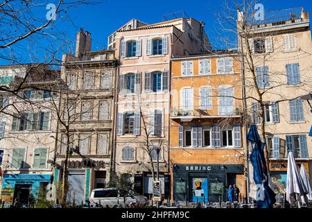 Commerce et façade, quartier du Panier, place de Lenche, Marseille, France Banque D'Images