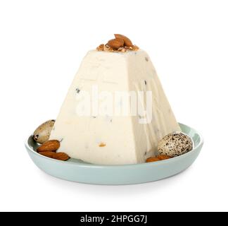 Assiette avec gâteau de Pâques au lait caillé, isolée sur fond blanc Banque D'Images