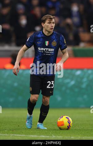 Milan, Italie, 20th février 2022. Nicolo Barella du FC Internazionale pendant le match de la série A à Giuseppe Meazza, Milan. Le crédit photo devrait se lire: Jonathan Moscrop / Sportimage Banque D'Images