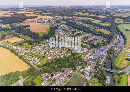 Vue aérienne, Schürenfeld zone industrielle prévue sur la route fédérale B233 Unnaer Straße dans le district de Dellwig, vue sur le district de Langschede et A Banque D'Images