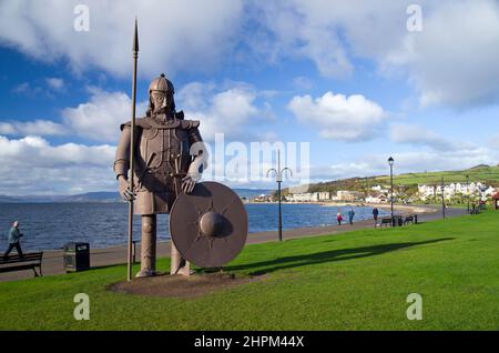 Le monument viking à la promenade dans la station balnéaire populaire Clyde Coast de Largs dans le nord Ayrshire, en Écosse. Banque D'Images