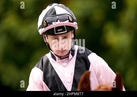 Photo du dossier en date du 13-10-2021 de jockey Oisin Murphy, qui a été interdit pendant 11 mois après avoir admis avoir enfreint les règles concernant Covid, induit en erreur l'Autorité britannique des courses hippiques et la conduite judiciaire et doit purger 100 jours supplémentaires pour deux infractions à l'alcool. Date de publication : le mardi 22 février 2022. Banque D'Images