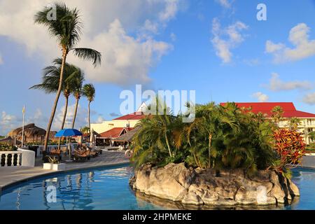 Mystique St Lucia par Royalton, Reduit Beach, Rodney Bay, gros Islet, Sainte-Lucie, Îles du vent, Petites Antilles, Antilles occidentales, Mer des Caraïbes Banque D'Images