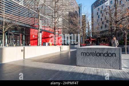 Plus London place, SE1. L'architecture contemporaine de l'hôtel de ville moderne et très agréable de Londres. Banque D'Images