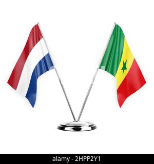 Deux drapeaux de table isolés sur fond blanc 3D illustration, pays-bas et sénégal Banque D'Images