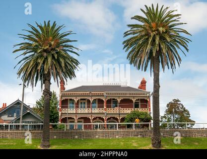 Hôtel duplex de l'époque victorienne situé sur Eastern Beach, Geelong, Victoria, Australie Banque D'Images