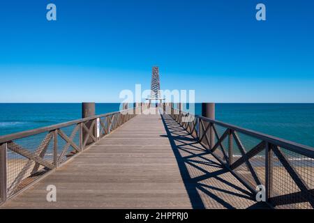 France Aude tourisme la franqui mer méditerranée ponton horizon bleu ciel et mer Banque D'Images