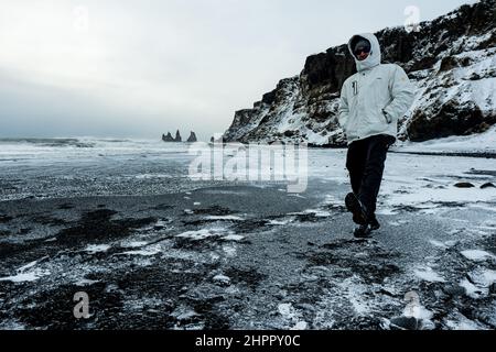 Plage de sable noir, l'Islande Banque D'Images