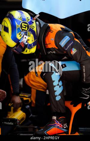 Montmelo, Espagne le 23 février 2022, Lando Norris 4 (GBR), McLaren MCL36 lors de la SESSION D'AVANT-SAISON FORMULA 1 au circuit de Barcelone-Catalunya, Montmelo, Espagne, le 23 février 2022 Banque D'Images