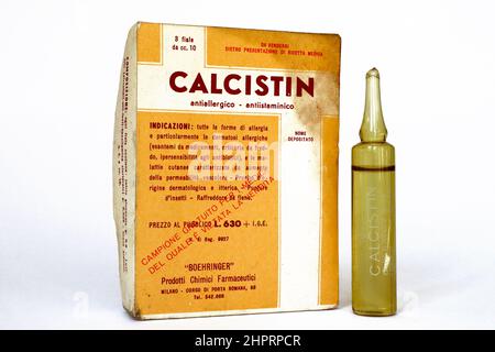 Vintage 1950s CALCISTIN flacons médicament avec calcium lactate pour le traitement des allergies. BOEHRINGER - Milan (Italie) Banque D'Images