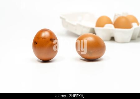 Il est fait en rôtisant les oeufs dans leurs coquilles pendant longtemps à haute chaleur. Les blancs sont de couleur brune et ont une texture plus chewier que les œufs durs. T Banque D'Images