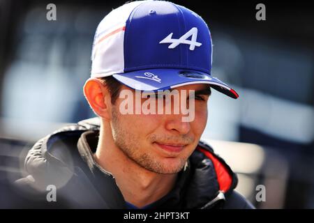 Barcelone, Espagne. 23rd févr. 2022. Esteban Ocon (FRA) Alpine F1 Team. Test Formula One, jour 1, mercredi 23rd février 2022. Barcelone, Espagne. Banque D'Images