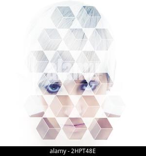 Magnifiquement futuriste. Image composite d'une belle jeune femme en hexagons. Banque D'Images