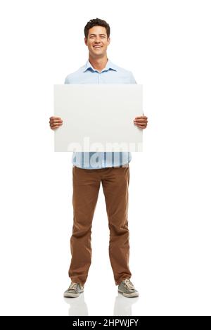 HES a obtenu une expression pour chaque occasion. Photo studio de jeune homme beau et expressif isolé sur blanc. Banque D'Images