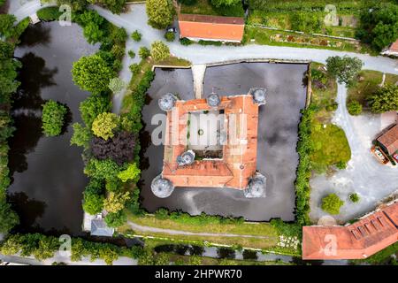 Vue aérienne, château mitwitz amarré, quartier de Kronach, haute-Franconie, Bavière, Allemagne Banque D'Images