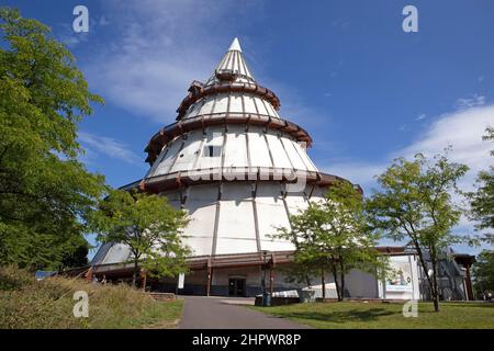 Millennium Tower, Elbbauenpark, Magdeburg, Saxe-Anhalt, Allemagne Banque D'Images