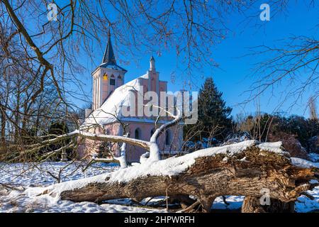 Église du village de Lenne Park Criewen en hiver, Schwedt an der Oder, Parc national de la vallée inférieure de l'Oder, Uckermark, Brandebourg, Allemagne Banque D'Images