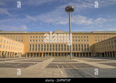 Bâtiment central, Eagle-Square, Platz der Luftbruecke, aéroport, Tempelhof, Berlin, Allemagne Banque D'Images