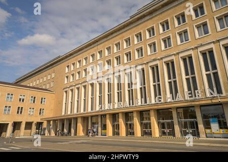 Bâtiment central, Eagle-Square, Platz der Luftbruecke, aéroport, Tempelhof, Berlin, Allemagne Banque D'Images