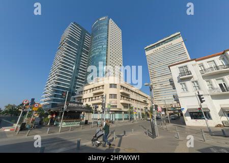 Bâtiments de grande hauteur, anciens bâtiments, boulevard Rothschild, tel Aviv, Israël Banque D'Images