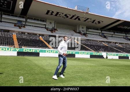 ISTANBUL, TURQUIE - 23 MAI : footballeur français/sénégalais Pascal Nouma au stade Besiktas Inonu le 23 mai 2012 à Istanbul, Turquie. Pascal Nouma a joué au Besiktas Sport Club pendant deux saisons. Banque D'Images