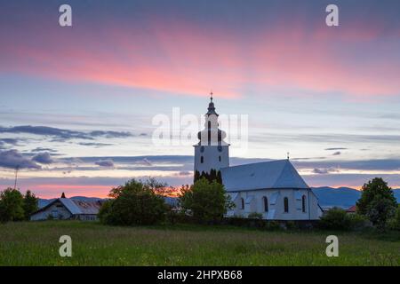 Église du village de Turciansky Michal dans la région de Turiec, Slovaquie. Banque D'Images