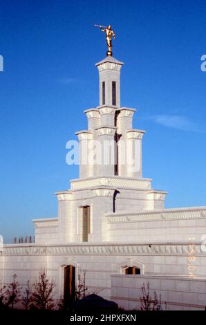 Église de Mormon à Londres. L'Église de Jésus-Christ des Saints des derniers jours (Église LDS) NewChapel, Surrey, Royaume-Uni Banque D'Images