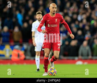 Liverpool, Royaume-Uni. 23rd févr. 2022. Fabinho #3 de Liverpool court avec le ballon à Liverpool, Royaume-Uni le 2/23/2022. (Photo de Conor Molloy/News Images/Sipa USA) crédit: SIPA USA/Alay Live News Banque D'Images