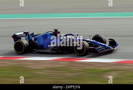 Nicholas Latifi de Williams-Mercedes pendant le deuxième jour des essais pré-saison au circuit de Barcelone-Catalunya, Espagne. Date de la photo : jeudi 24 février 2022. Banque D'Images