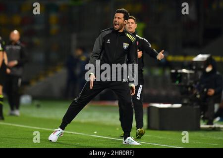 Frosinone, Italie. 23rd févr. 2022. Frosinone, 23th février 2022 Stade Benito Stirpe football italien Serie B BKT 2021-2022 Match Frosinone Calcio vs Reggina 1914 25th journée de championnat en photo: L'entraîneur de Frosinone Calcio Fabio Grosso crédit: Agence de photo indépendante/Alay Live News Banque D'Images