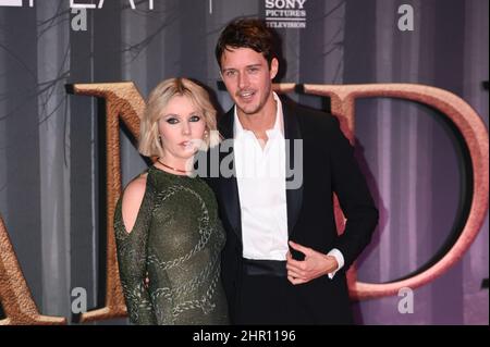 Lauren Lyle se présente à l'exposition des costumes de première saison « Outlander » six au Royal Albert Hall, Londres, Royaume-Uni, le 24th 2022 février. Banque D'Images