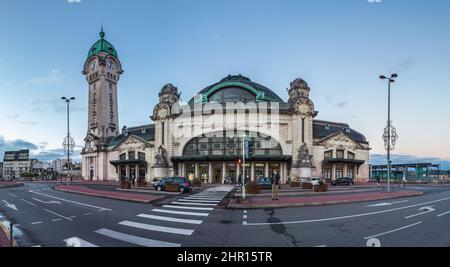 Vue panoramique de la gare des Bénédictins Banque D'Images